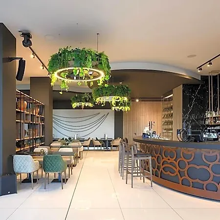 Melia & Hotel 5*