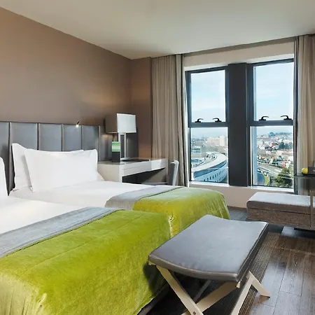 Meliá Hotel 5*